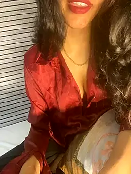 Divyaa69 online show from November 2025 08:47:02 PM