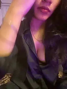 Divyaa69 online show from November 2025 05:16:02 PM