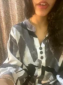 Divyaa69 online show from September 2025 02:28:01 AM