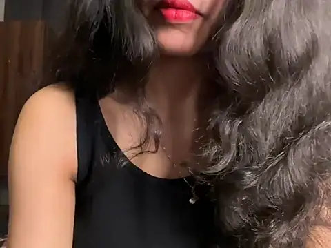 Divyaa69 online show from June 2026 07:52:02 PM