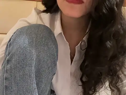 Divyaa69 online show from May 2026 06:50:02 PM