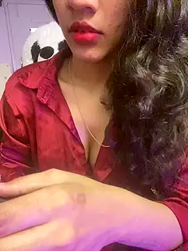 Divyaa69 online show from December 2025 06:57:01 AM