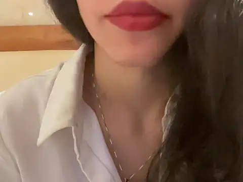 Divyaa69 online show from May 2026 08:53:02 PM
