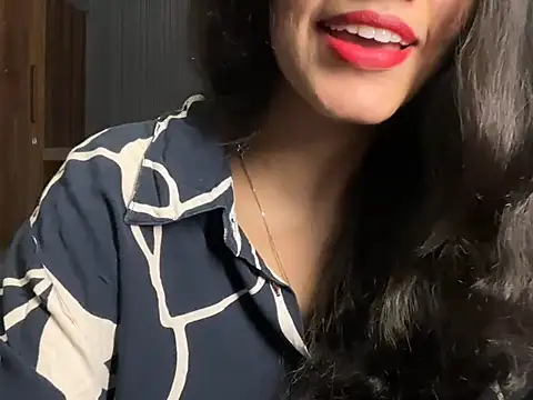 Divyaa69 online show from June 2026 03:45:01 AM