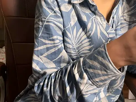 Divyaa69 online show from June 2026 06:01:01 PM
