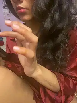 Divyaa69 online show from November 2025 06:19:02 PM