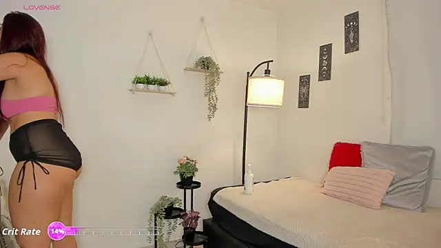 Snapshot of sara_sweet9 chatting on September 2025 11:10:02 PM sara sweet9 online show from September 2025 11:10:02 PM