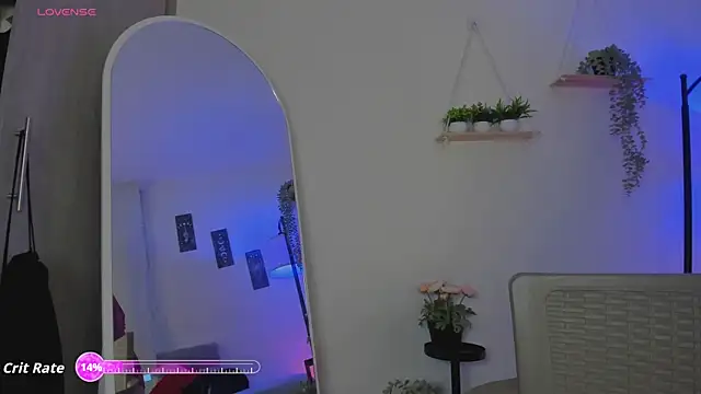 Snapshot of sara_sweet9 chatting on October 2025 09:35:01 PM sara sweet9 online show from October 2025 09:35:01 PM