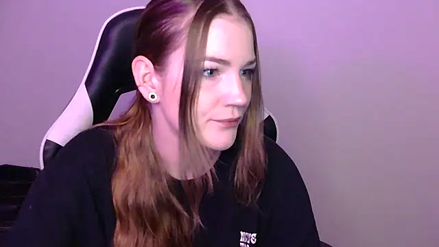 Snapshot of KLEOKILLS chatting on October 2025 08:54:02 PM KLEOKILLS online show from October 2025 08:54:02 PM