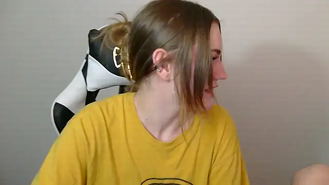 Snapshot of KLEOKILLS chatting on January 2025 05:29:02 AM KLEOKILLS online show from January 2025 05:29:02 AM