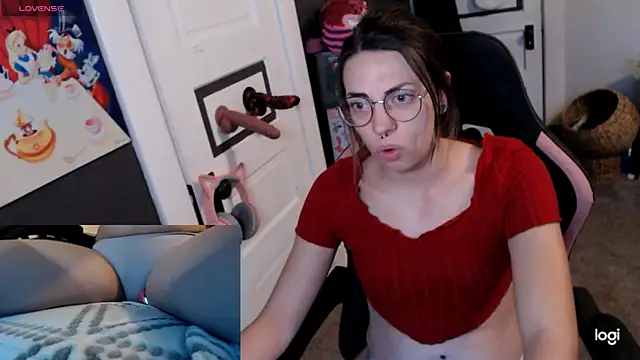 KSwonderland6 online show from January 2026 07:07:02 PM