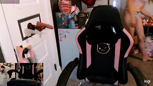 KSwonderland6 online show from November 2025 05:38:02 PM