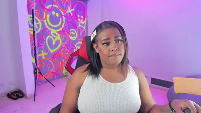 GEANNAROSE online show from January 2025 05:10:02 AM