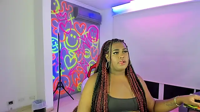 GEANNAROSE online show from February 2025 05:01:01 AM