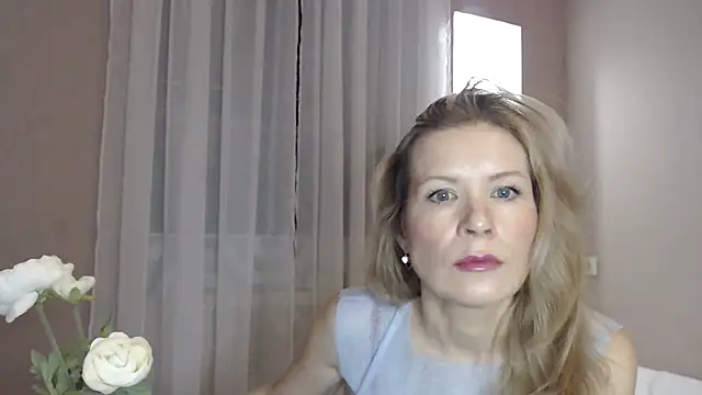 Juli julyyy online show from December 2024 08:47:01 PM