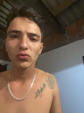 Snapshot of TeAyudoAVenirte3000 chatting on November 2025 10:15:01 AM TeAyudoAVenirte3000 online show from November 2025 10:15:01 AM