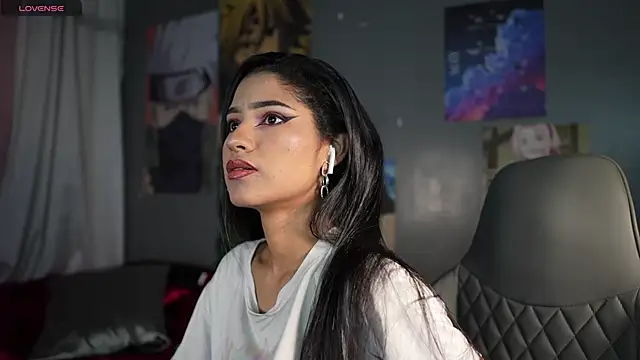 chiarabrielle00 online show from June 2026 10:59:01 AM