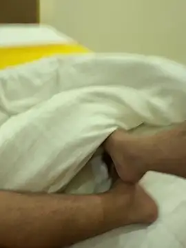 yourlover7227 online show from September 2025 03:34:02 AM