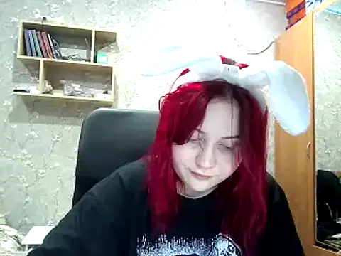 Snapshot of KarolinaCherry chatting on December 2024 06:38:02 PM KarolinaCherry online show from December 2024 06:38:02 PM