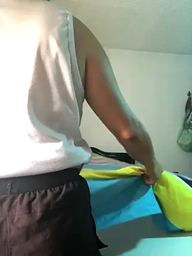 gipsela gomez online show from November 2025 02:10:02 PM