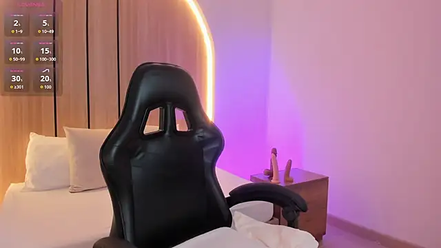 gipsela gomez online show from April 2026 01:39:02 PM