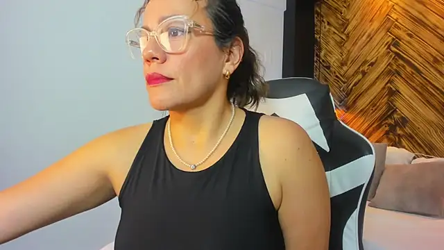 gipsela gomez online show from March 2026 05:55:02 PM