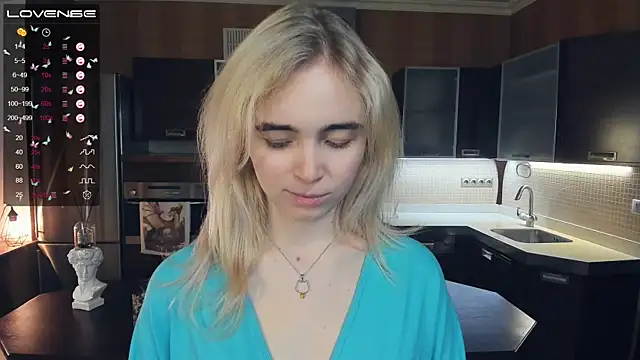 LinnBottrell online show from February 2025 02:20:02 AM