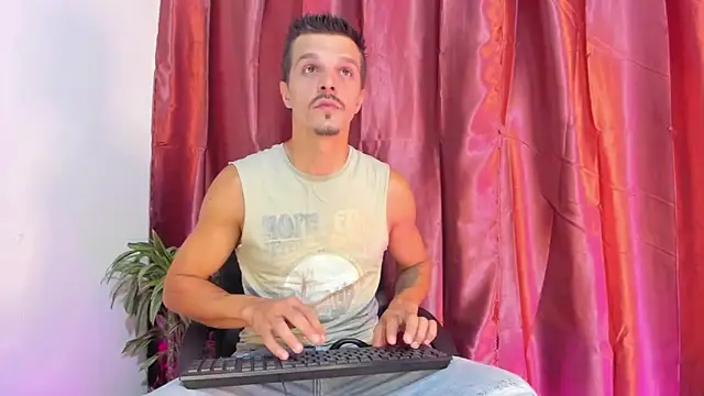 DonyBrown online show from September 2025 02:58:01 AM
