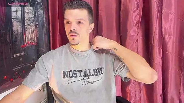 DonyBrown online show from December 2025 04:22:02 AM