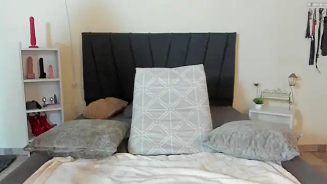 Kimberly lozano online show from January 2026 11:15:02 AM