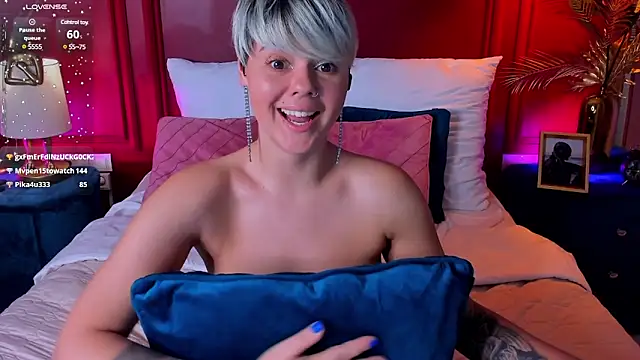 Snapshot of Lady_AliBi chatting on February 2025 07:27:02 PM Lady AliBi online show from February 2025 07:27:02 PM