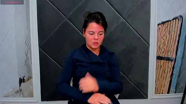 Lady AliBi online show from November 2025 04:43:02 PM