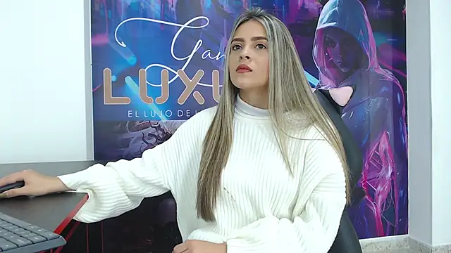 Snapshot of miacarperr1 chatting on February 2025 08:53:01 PM miacarperr1 online show from February 2025 08:53:01 PM