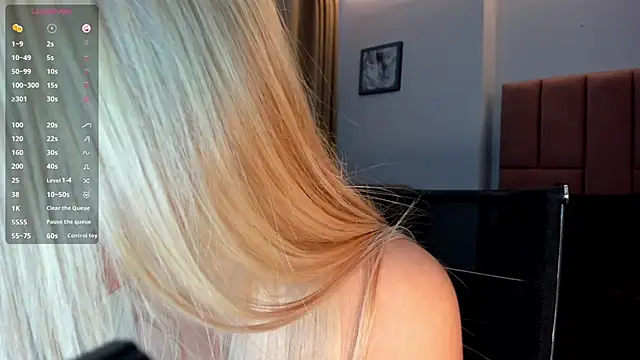 miacarperr1 online show from May 2026 10:13:01 PM