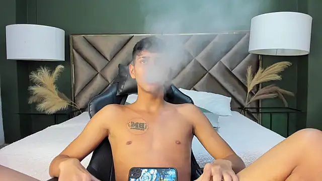 Tyler Rodriguez online show from March 2025 03:30:02 AM
