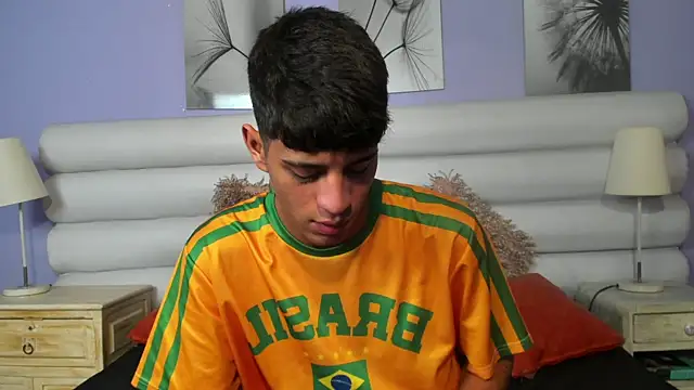 Tyler Rodriguez online show from February 2025 08:32:02 PM