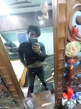 Dexiboy online show from February 2025 10:48:02 AM