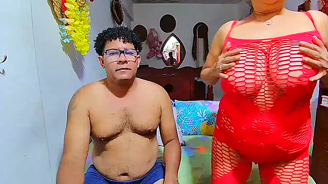 rosi pamela online show from April 2026 08:32:02 PM