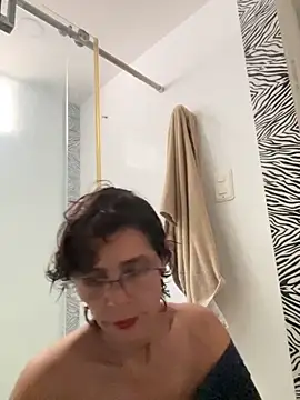 MireyaTorresGu online show from October 2025 03:35:02 PM