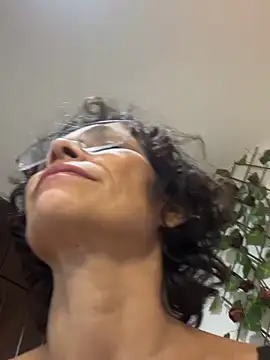 MireyaTorresGu online show from November 2025 01:39:02 AM