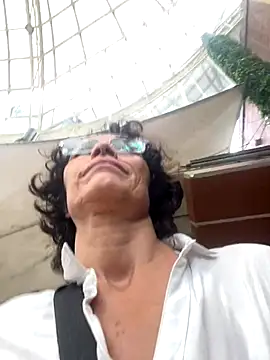 MireyaTorresGu online show from November 2025 03:02:01 PM