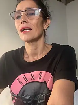 Snapshot of MireyaTorresGu chatting on July 2026 01:14:01 PM MireyaTorresGu online show from July 2026 01:14:01 PM