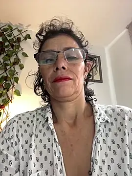 MireyaTorresGu online show from February 2026 04:19:01 PM