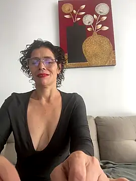 MireyaTorresGu online show from October 2025 04:08:02 PM