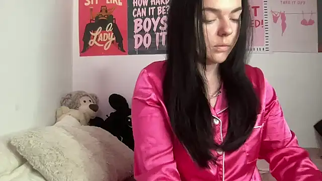 yorkshiregal online show from February 2026 06:44:01 AM