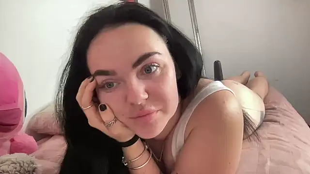 yorkshiregal online show from April 2026 06:26:01 AM