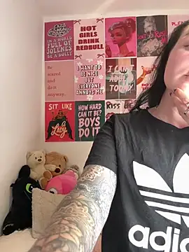 yorkshiregal online show from April 2026 09:30:01 PM