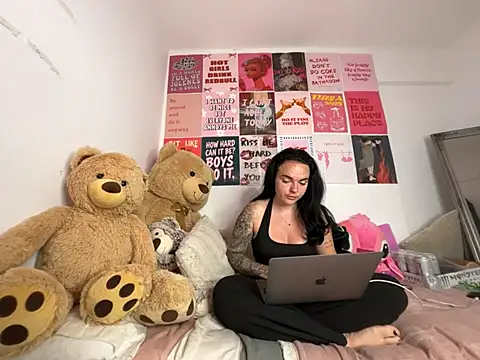 yorkshiregal online show from May 2026 06:46:01 AM