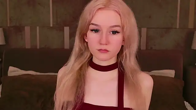 Snapshot of NaomiLoys chatting on March 2025 09:58:01 PM NaomiLoys online show from March 2025 09:58:01 PM