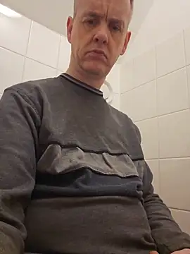 Snapshot of Hectorthyssen1 chatting on February 2026 03:30:01 PM Hectorthyssen1 online show from February 2026 03:30:01 PM